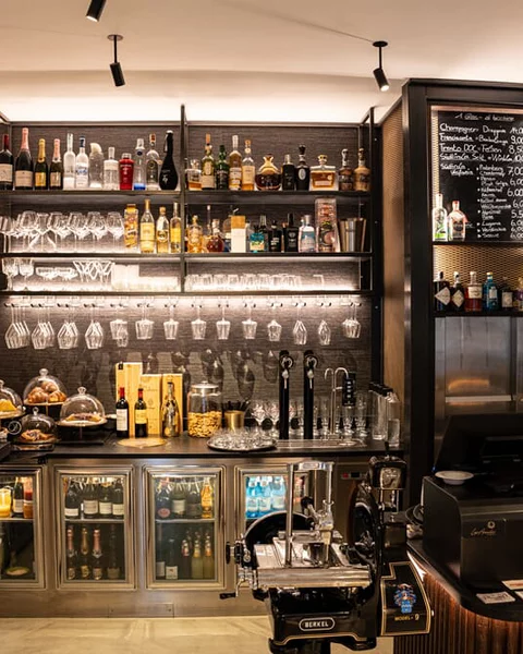 Weinbar in Meran