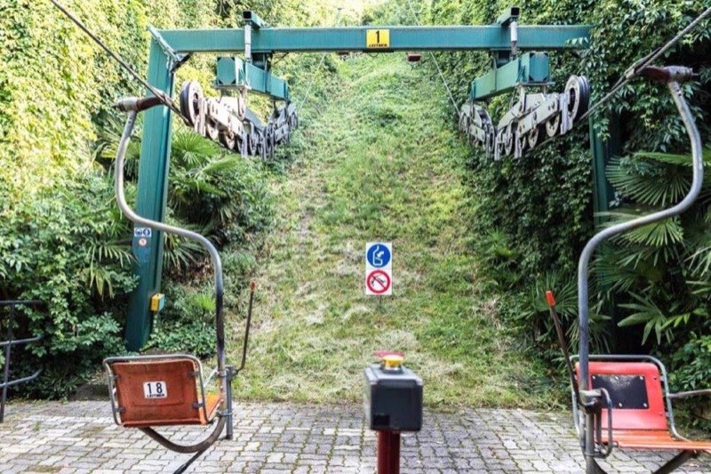 Sessellift Meran – Dorf Tirol über den Weinbergen