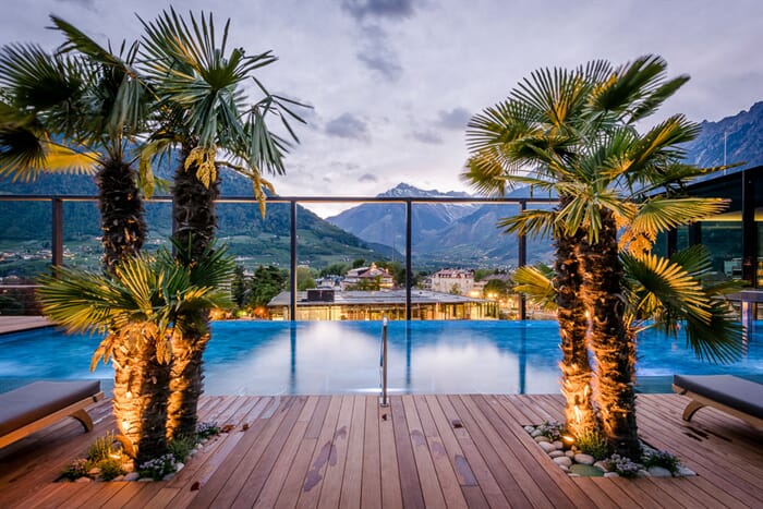 infnity pool hotel therme meran